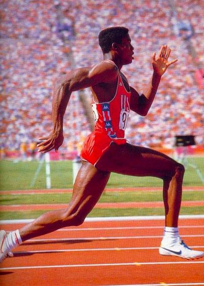 Les Jeux Olympiques d'été2_1984_Los Angeles_Carl-Lewis_wp