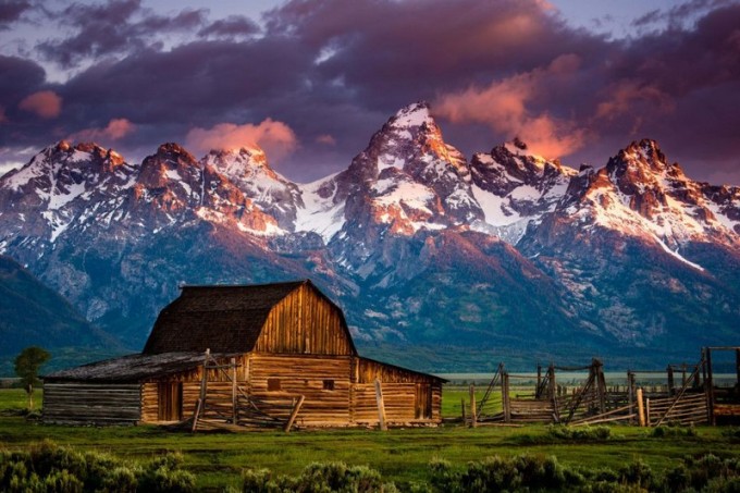 Montagnes_USA-Wyoming-chaine-de-montagnes-Teton-soir_wp