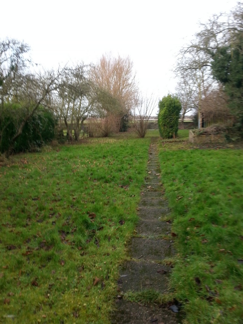 Humberston's house - Conservatory &amp; Garden_garden-part2-path3_wp