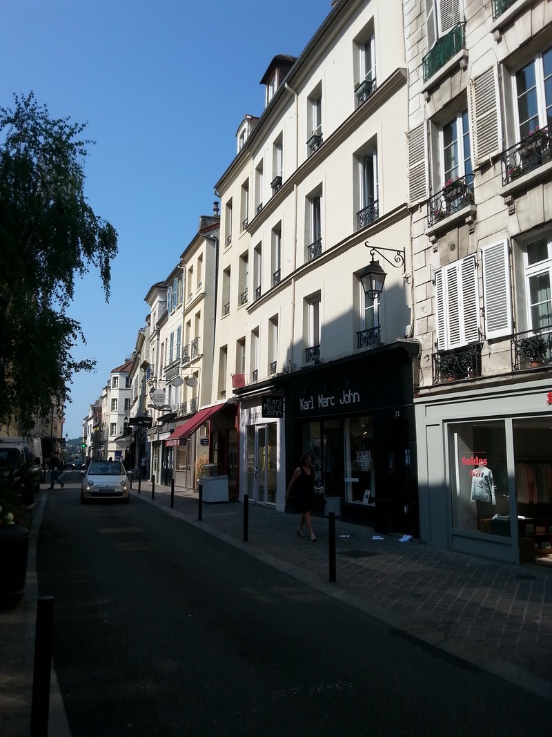 Saint-Germain-en-Laye_rue2_wp