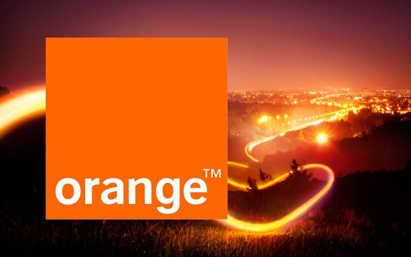 Le technicien de chez Orange..._france-telecom-fibre_wp