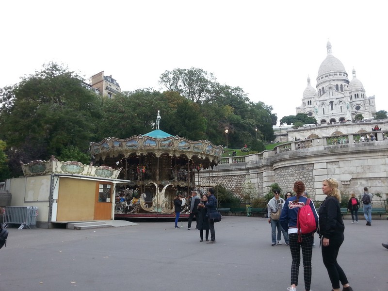 Montmartre_18e-basilique-du-sacré-coeur-carrousel_wp