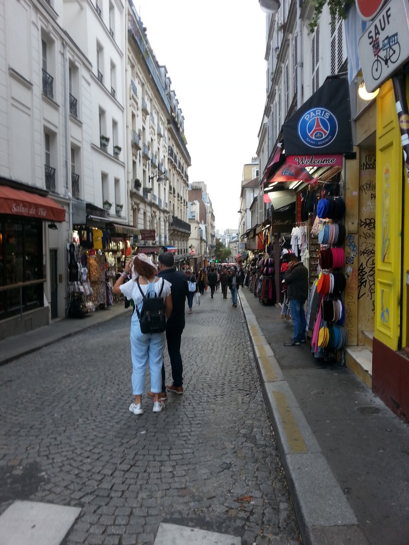 Montmartre_18e-rue_wp