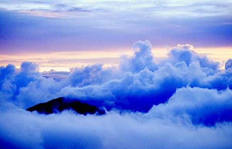 Histoire de nuages..._bleu_wp