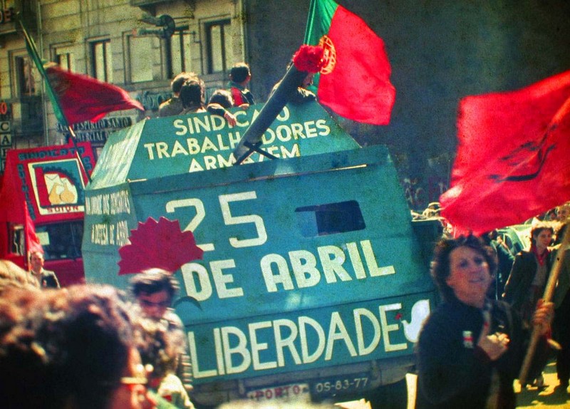 25 avril 1974_révolution-des-oeillets-portugal_wp