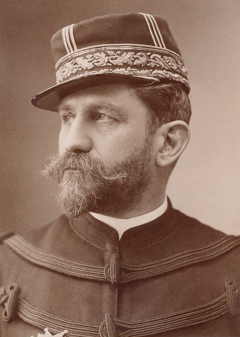 27 janvier 1889_ex-ministre-guerre-général-georges-boulanger-élu-député-paris-fr_wp