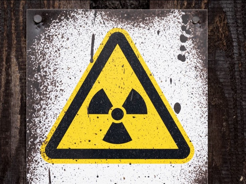 Le médicament HOPO 14-1 en phase d'essai_panneau-nucléaire-danger-radioactif_wp