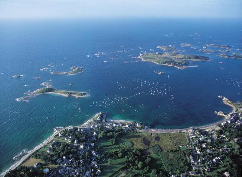 Île Marquer_archipel-large-port-blanc_wp